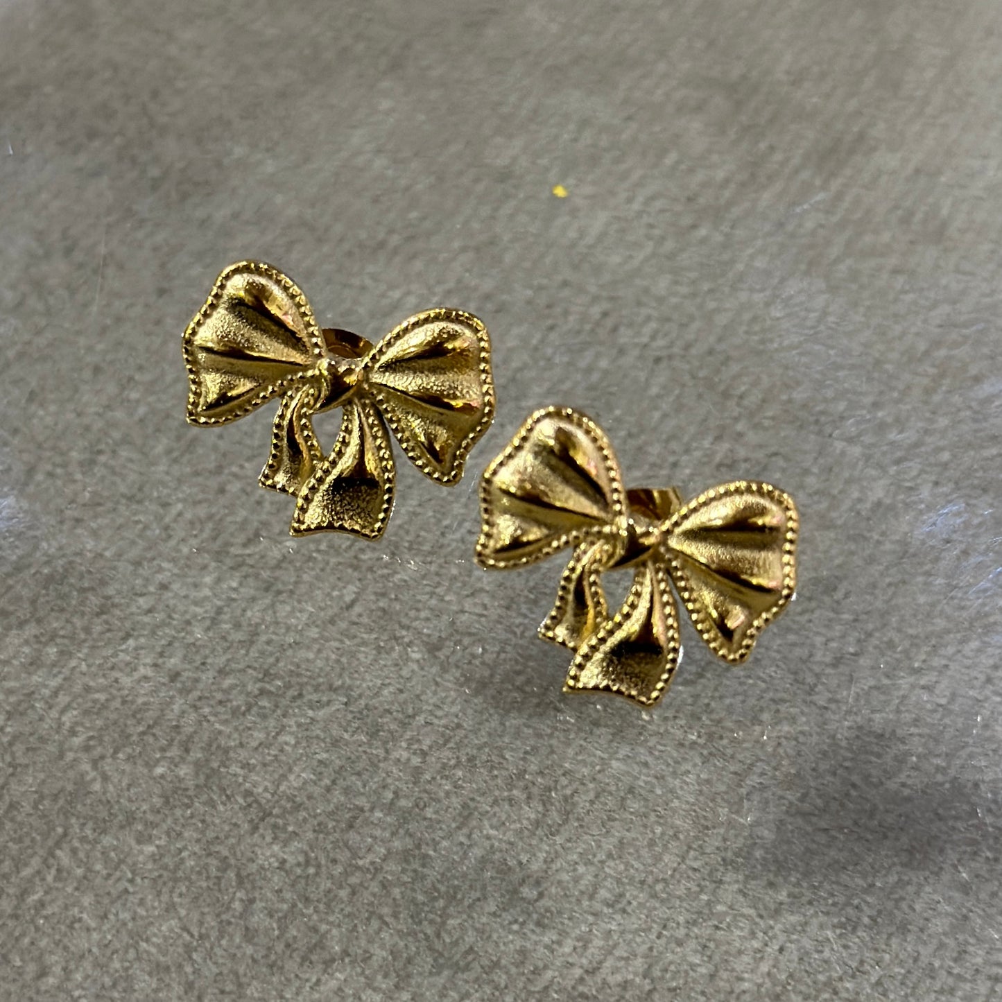 Zelda Bow Studs